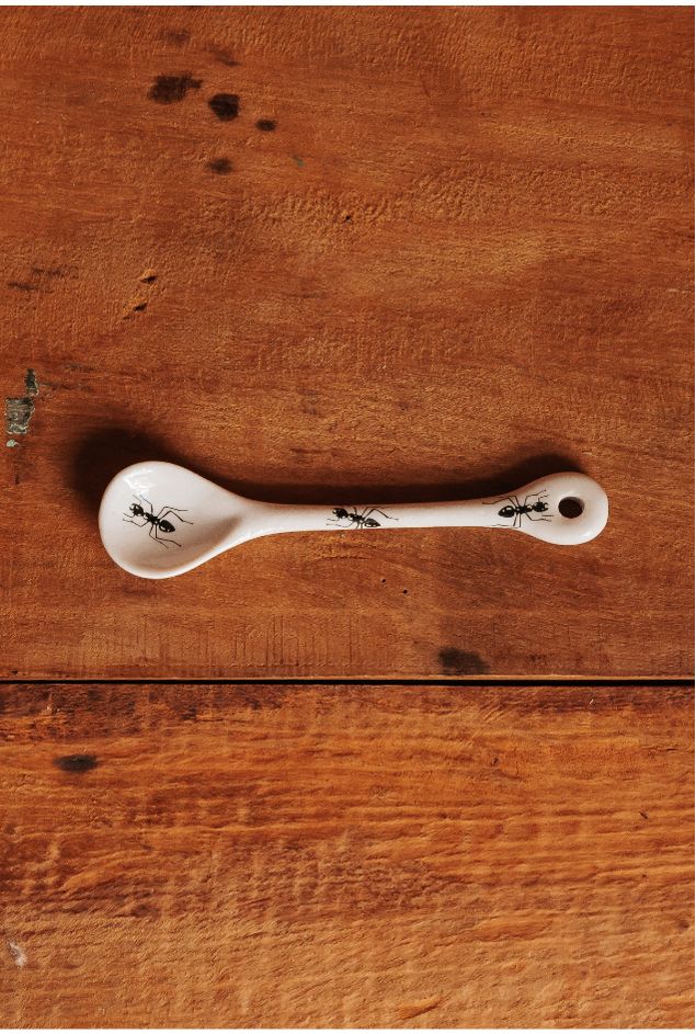 Colher Porcelana Formiga Greghi Design Colher Porcelana Formiga Greghi Design