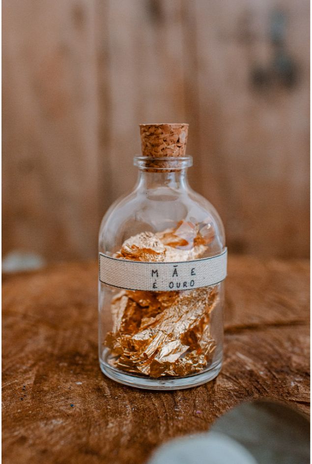 Garrafinha Decorativa Mãe é Ouro Mercatto Garrafinha Decorativa Mãe é Ouro Garrafinha Decorativa Mãe é Ouro Mercatto Garrafinha Decorativa Mãe é Ouro