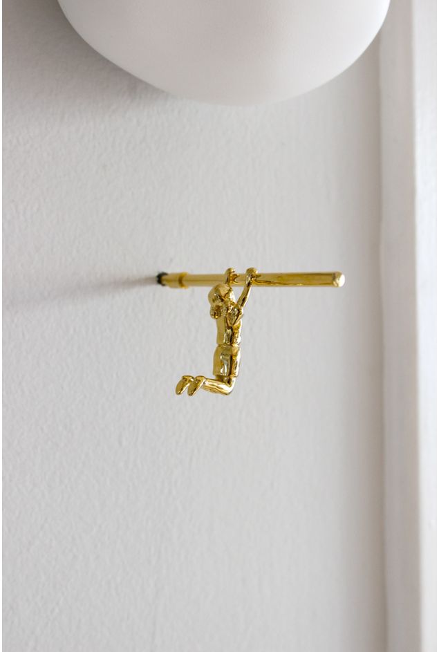 Parafuso Menina Acrobata Nara Ota Parafuso Menina Acrobata Nara Ota