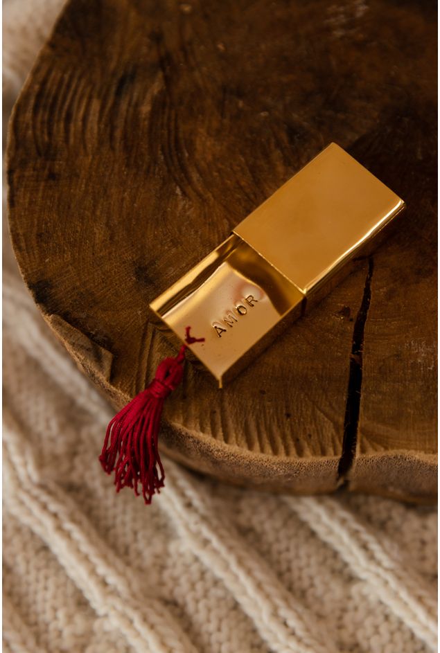 Caixinha Amor em Ouro Paty Fernandes Caixinha Amor em Ouro Caixinha Amor em Ouro Paty Fernandes Caixinha Amor em Ouro