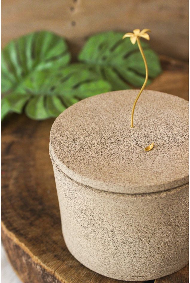 Porta Joias - Sobre Guardar Histórias - DZT Porta Joias - Sobre Guardar Histórias Porta Joias - Sobre Guardar Histórias - DZT Porta Joias - Sobre Guardar Histórias