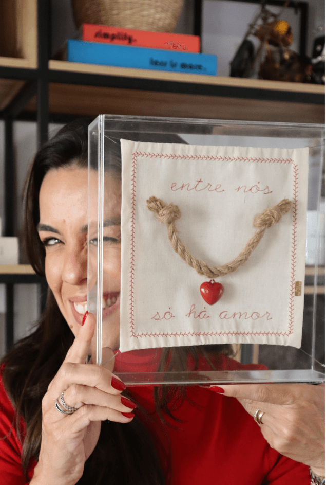 Quadro Caixa Acrílico Entre Nós Só Há Amor Paty Fernandes Quadro Caixa Acrílico Entre Nós Só Há Amor Quadro Caixa Acrílico Entre Nós Só Há Amor Paty Fernandes Quadro Caixa Acrílico Entre Nós Só Há Amor