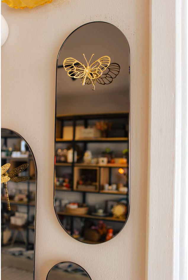 Espelho Reflexo Borboleta Ouro M - Sui Objetos Espelho Reflexo Borboleta Ouro M Espelho Reflexo Borboleta Ouro M - Sui Objetos Espelho Reflexo Borboleta Ouro M