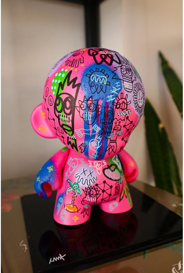 Escultura Decorativa Toy Art Pink CMF M