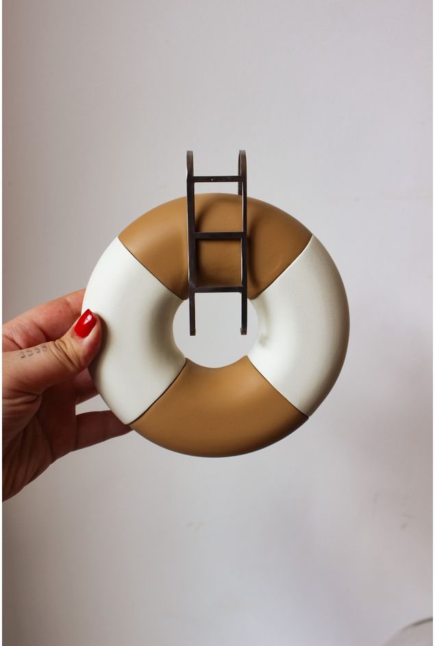 Escultura de Parede Boia Bege Yosemite G - Estúdio Iludi Escultura de Parede Boia Bege Yosemite G - Estúdio Iludi