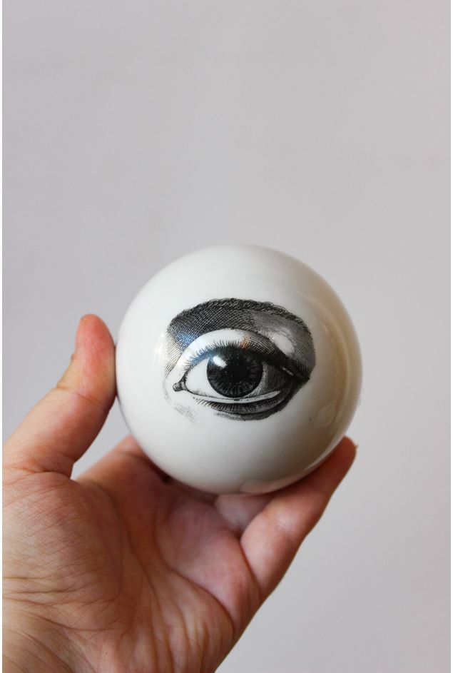 Esfera de Porcelana Olho Aberto Sobrancelha P Greghi Design