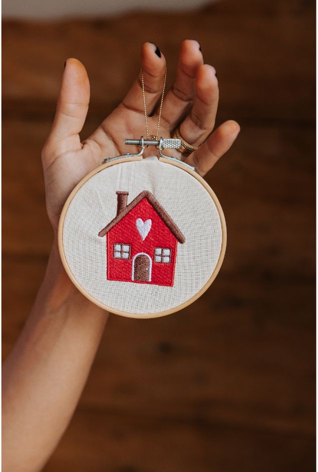 Bastidor Bordado Casinha Ø11cm Casa Lova