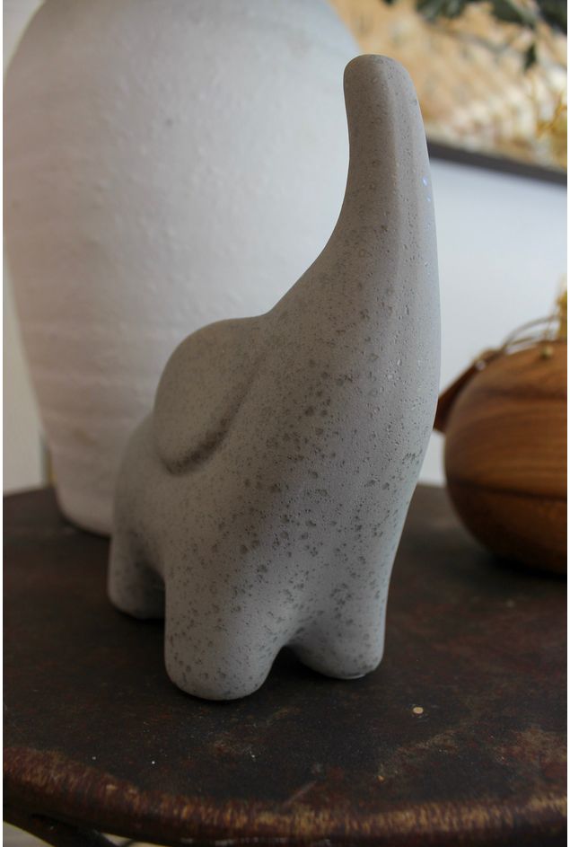 Escultura Elefante em Cerâmica M