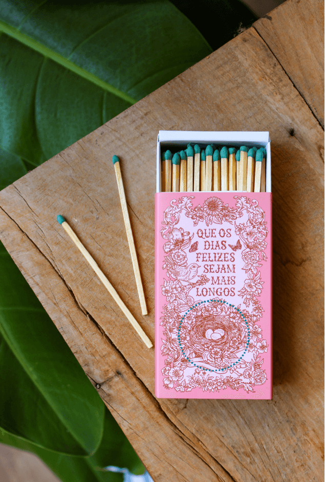 Caixa de Fósforo Dias Felizes NB Brick Matte
