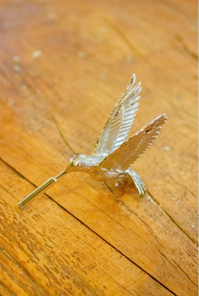 Escultura-de-Parede-Beija-Flor-Niquel--5-.jpg Escultura-de-Parede-Beija-Flor-Niquel--5-.jpg