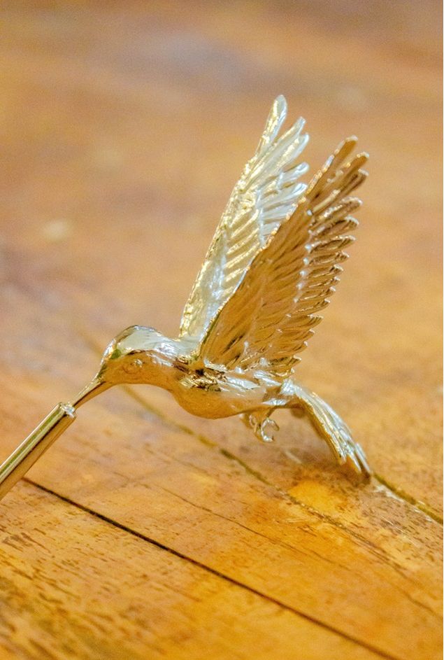 Escultura-de-Parede-Beija-Flor-Niquel--6-.jpg Escultura-de-Parede-Beija-Flor-Niquel--6-.jpg