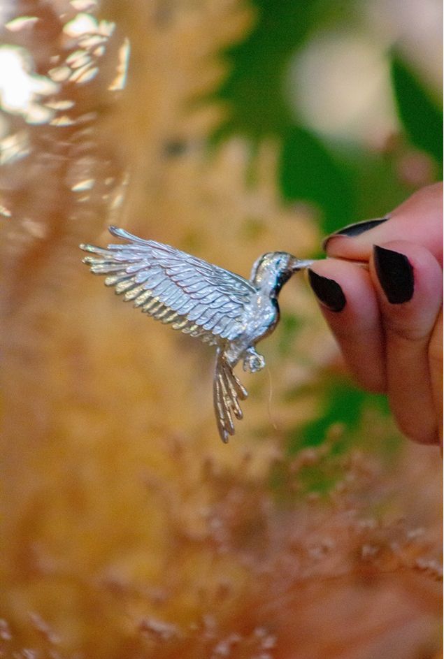 Escultura-de-Parede-Beija-Flor-Niquel--9-.jpg Escultura-de-Parede-Beija-Flor-Niquel--9-.jpg