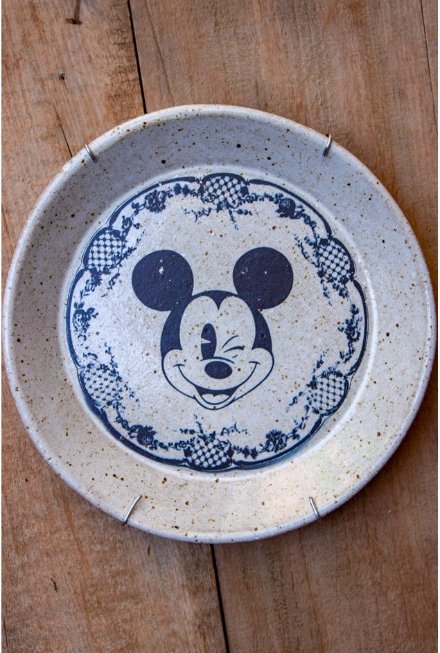 Pratinho Decorativo de Cêramica Mickey Nefelibata Pratinho Decorativo de Cêramica Mickey Pratinho Decorativo de Cêramica Mickey Nefelibata Pratinho Decorativo de Cêramica Mickey