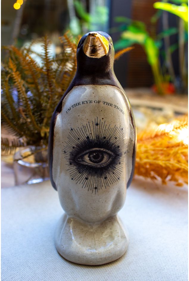 Pinguim Decorativo de Cêramica Olho Nefelibata Pinguim Decorativo de Cêramica Olho Pinguim Decorativo de Cêramica Olho Nefelibata Pinguim Decorativo de Cêramica Olho