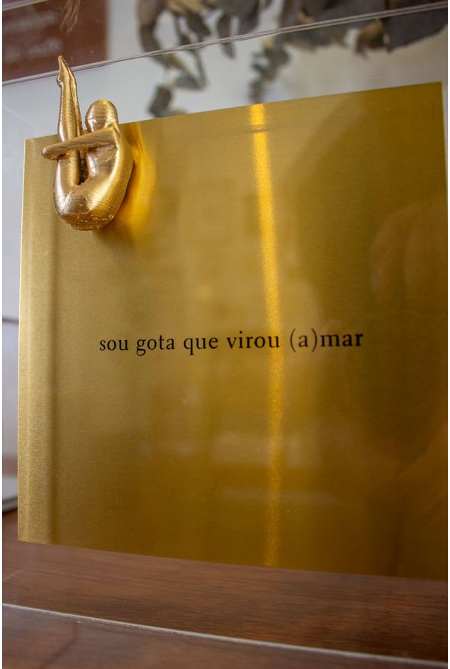 Quadro-Acrilico-Sou-Gota-Que-Virou--a-mar-2