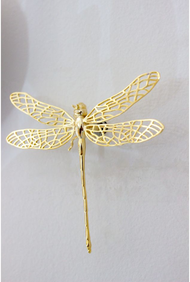 Escultura-libelula-de-parede-ouro-Suli-Objetos-2 Escultura-libelula-de-parede-ouro-Suli-Objetos-2
