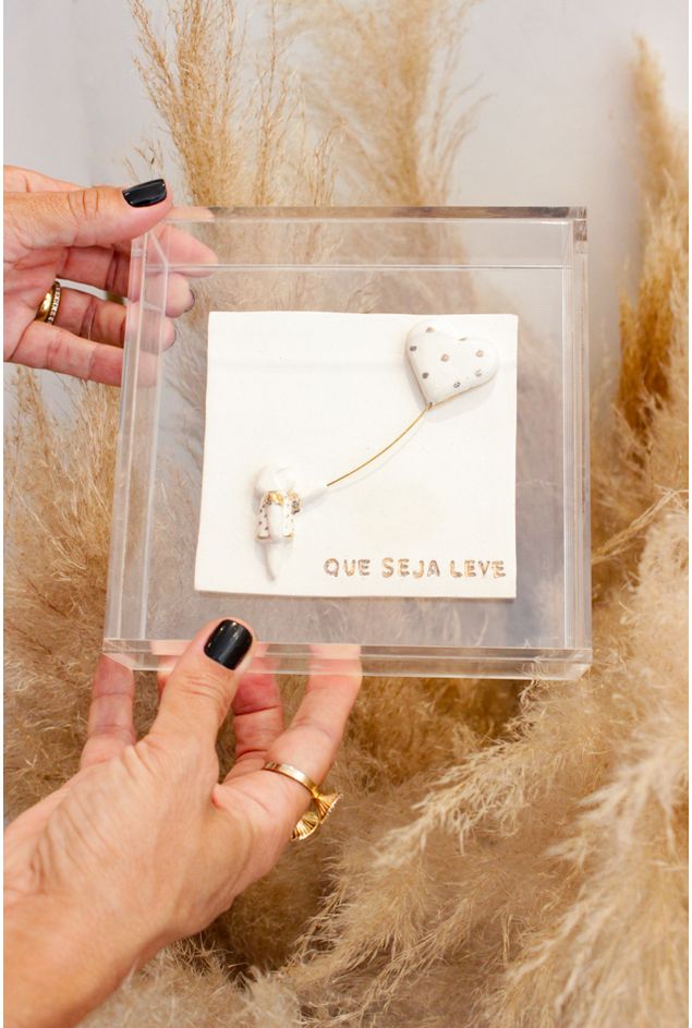 Quadro-Acrilico-Em-Ceramica-Que-Seja-Leve-Collab-Mimo-Galeria-e-Fernando-Gevartosky--3- Quadro-Acrilico-Em-Ceramica-Que-Seja-Leve-Collab-Mimo-Galeria-e-Fernando-Gevartosky--3-