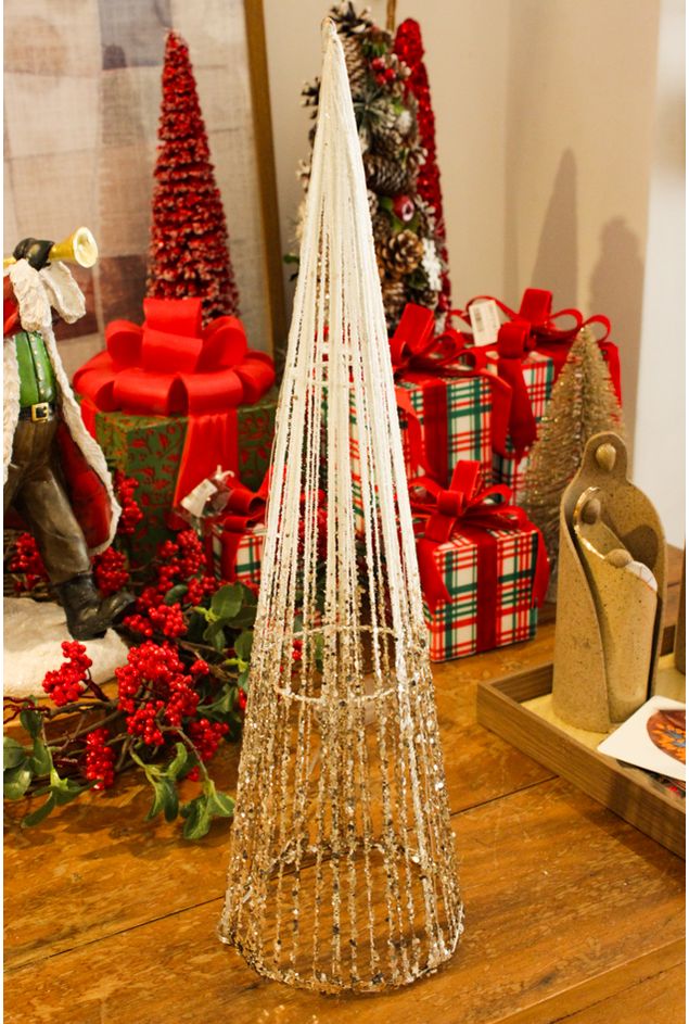 Árvore Cone Decorativa Com LED M Natal Árvore Cone Decorativa Com LED M - Natal Árvore Cone Decorativa Com LED M Natal Árvore Cone Decorativa Com LED M - Natal