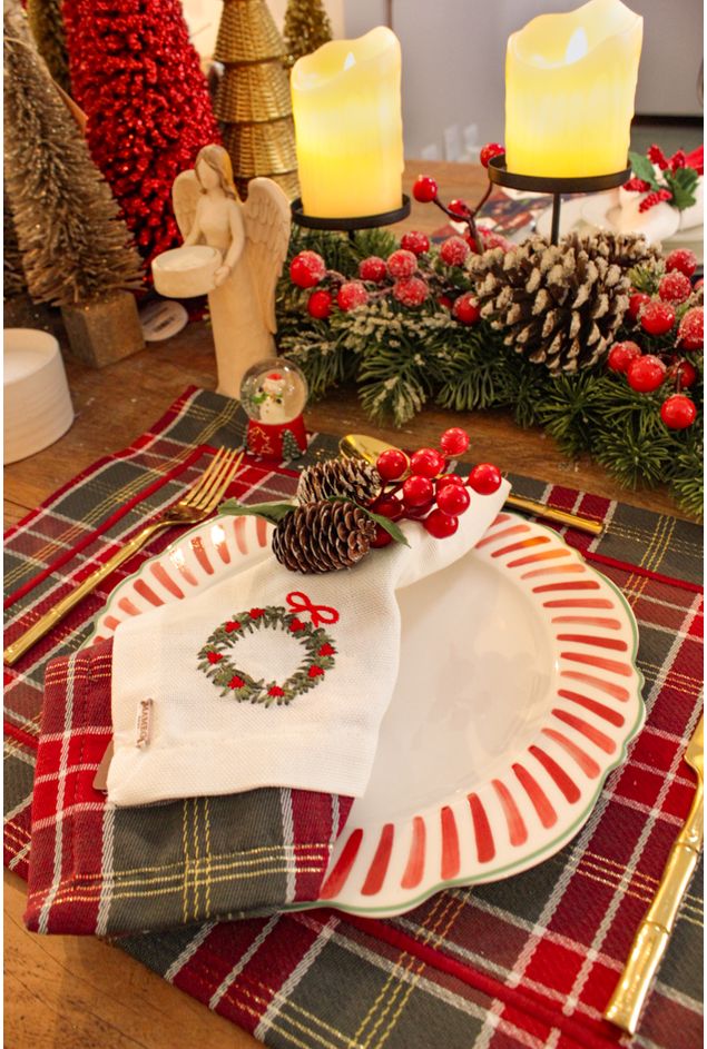 Prato-em-Ceramica-Branca-Com-Listras-Vermelhas-Natal--1-