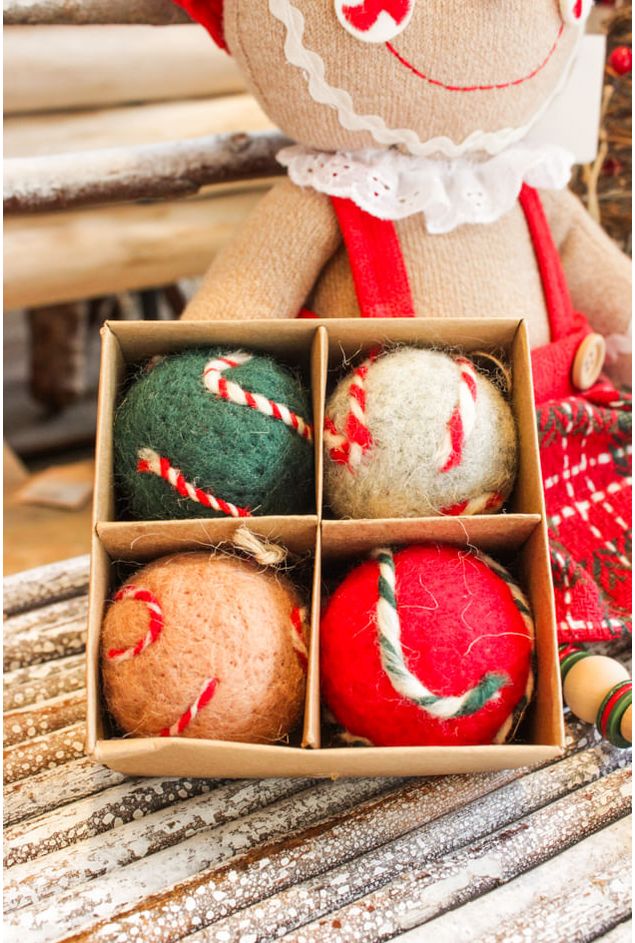 Kit Bolinhas de Natal Em Feltro Coloridas Natal