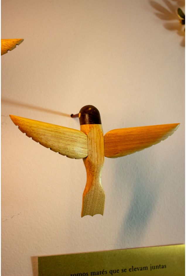 Beija Flor de Madeira Beija Flor de Madeira