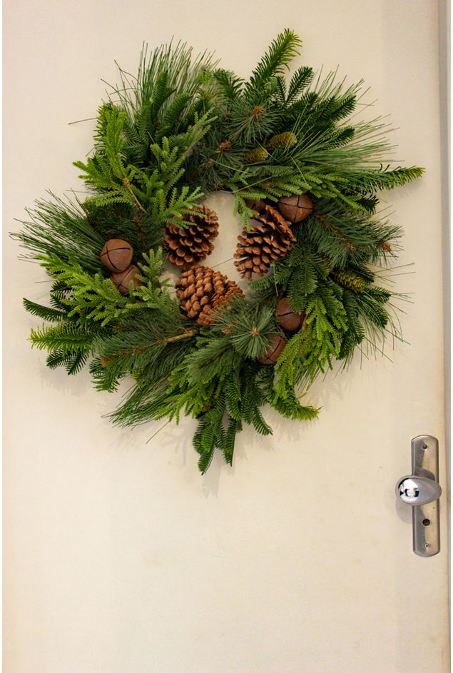 Guirlanda Natalina Folhas e Pinhas Natal Guirlanda Natalina Folhas e Pinhas Natal