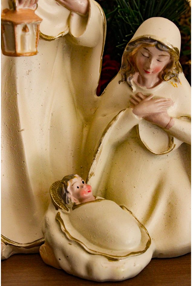 Sagrada-Familia-Porcelana-Natal---4-