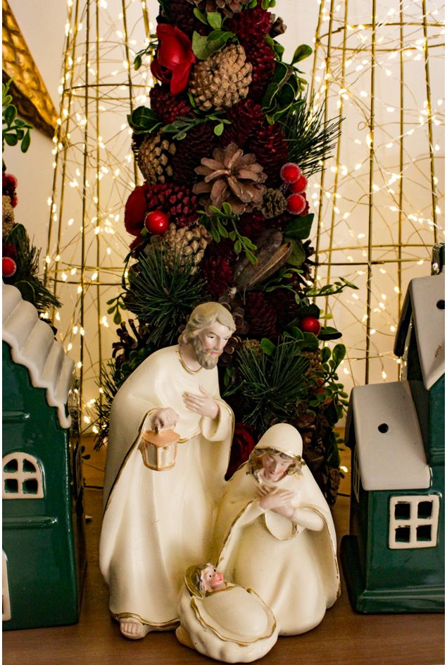 Sagrada-Familia-Porcelana-Natal---2-