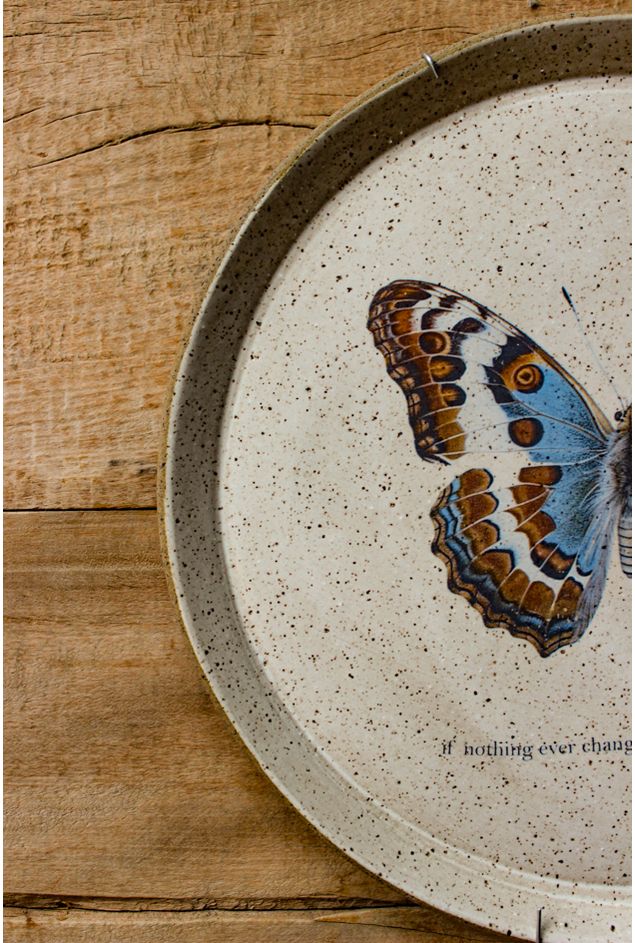 Prato-Decorativo-em-Ceramica-Metamorfose-Nefelibata--6-