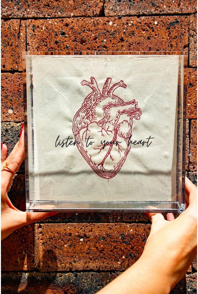 Quadro-Acrilico-Listen-To-Your-Heart-Mimo-Galeria