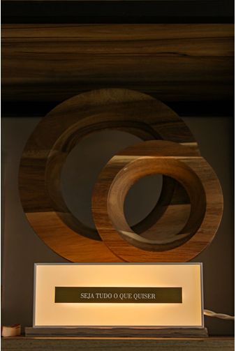 Luminaria-de-Parede-Seja-tudo-o-que-Quiser--1-