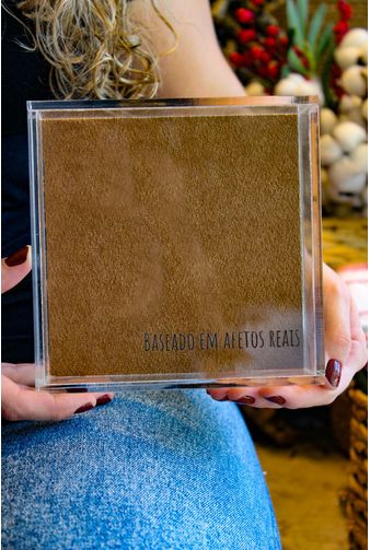 Quadro-acrilico-baseado-em-afetos-reais--2-