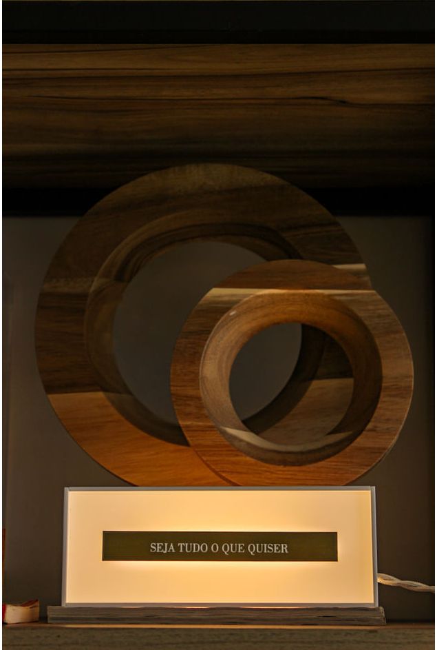 Luminaria-de-Parede-Seja-tudo-o-que-Quiser--1-