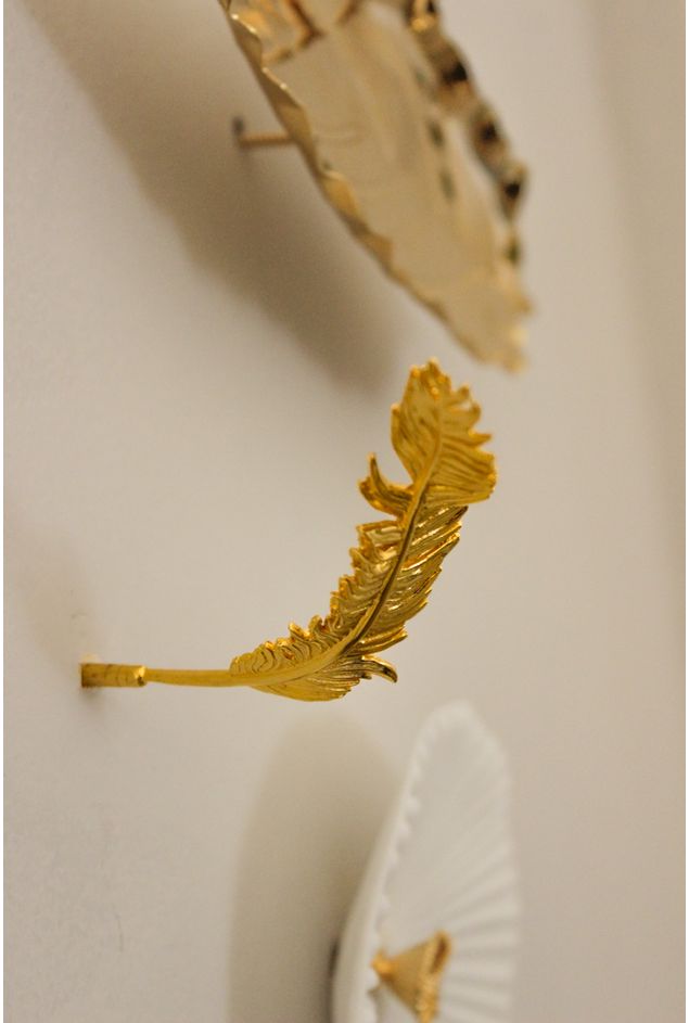 Escultura-de-Parede-Pena-Ouro---Sui-Objetos--4-