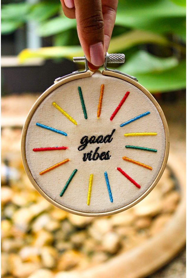 Bastidor-Bordado-Good-Vibes-Ø11-Mimo-Galeria
