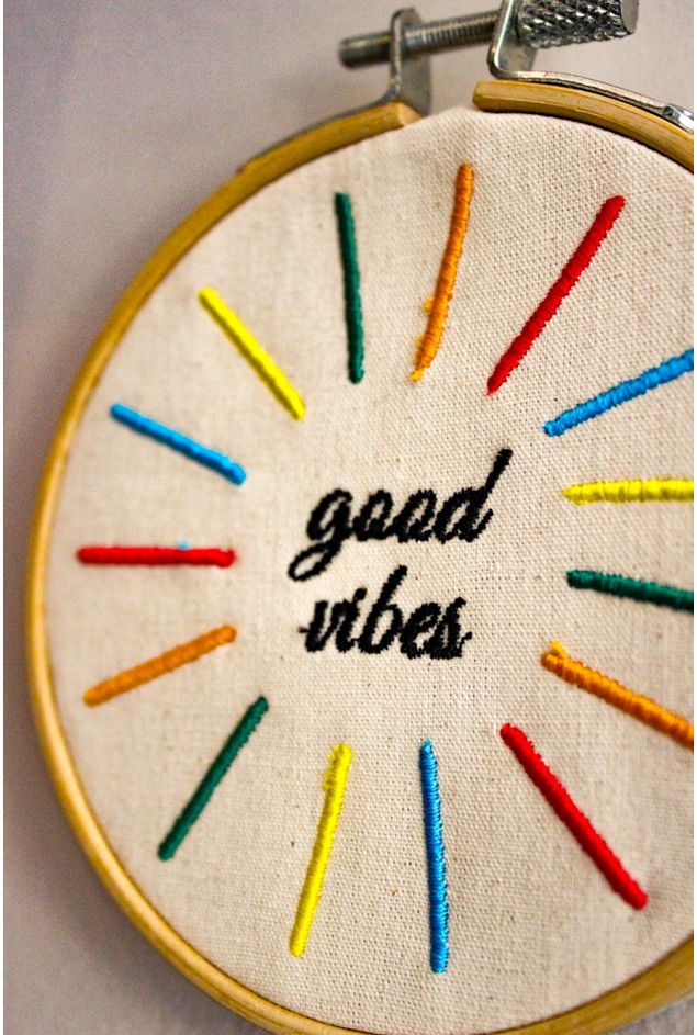 Bastidor-Bordado-Good-Vibes-Ø11-Mimo-Galeria--3-