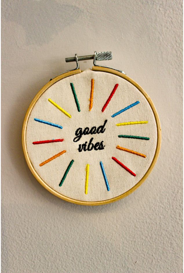 Bastidor-Bordado-Good-Vibes-Ø11-Mimo-Galeria--1-